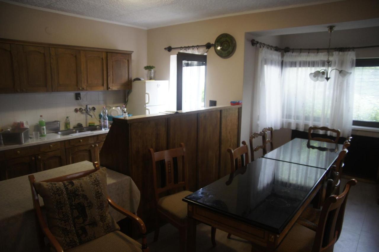 シオーフォク Szuzanna Fenyves Panzio Bed & Breakfast エクステリア 写真