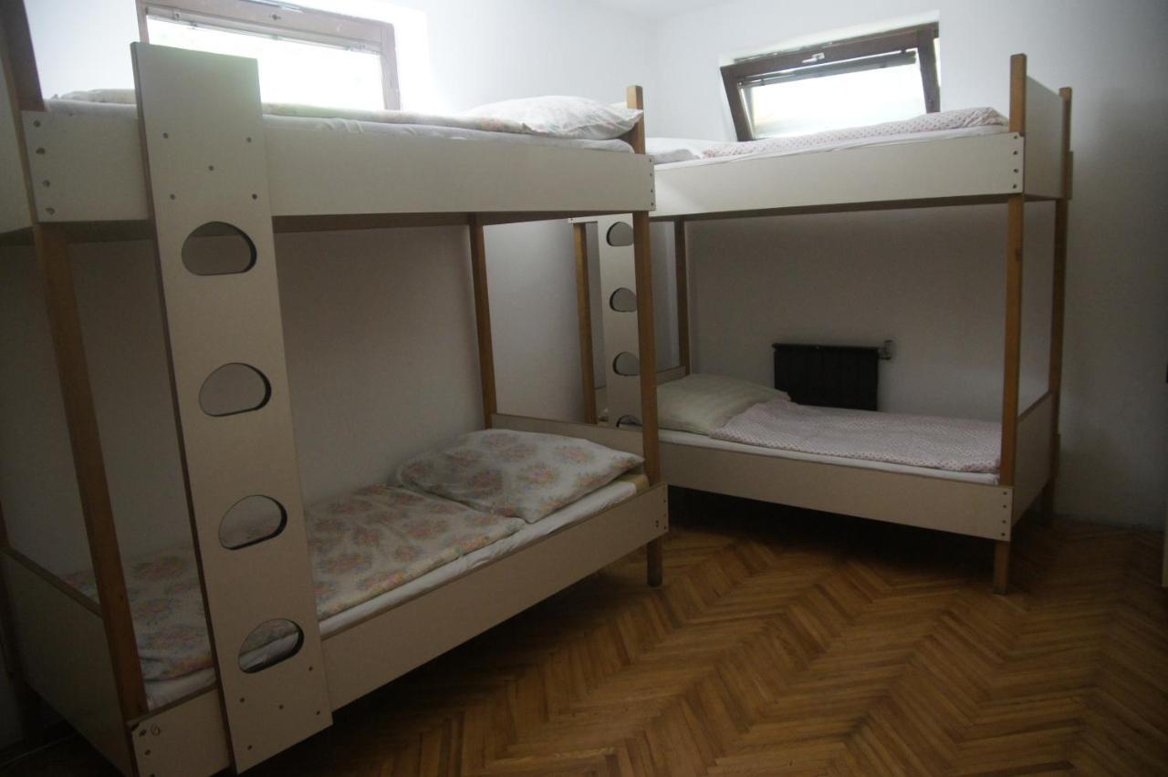 シオーフォク Szuzanna Fenyves Panzio Bed & Breakfast エクステリア 写真